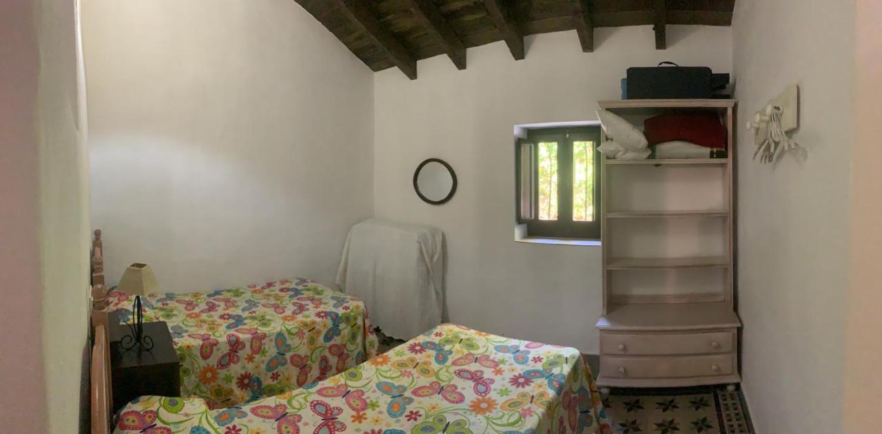 La Fuente De El Nacimiento Guest House Benamahoma Exterior photo