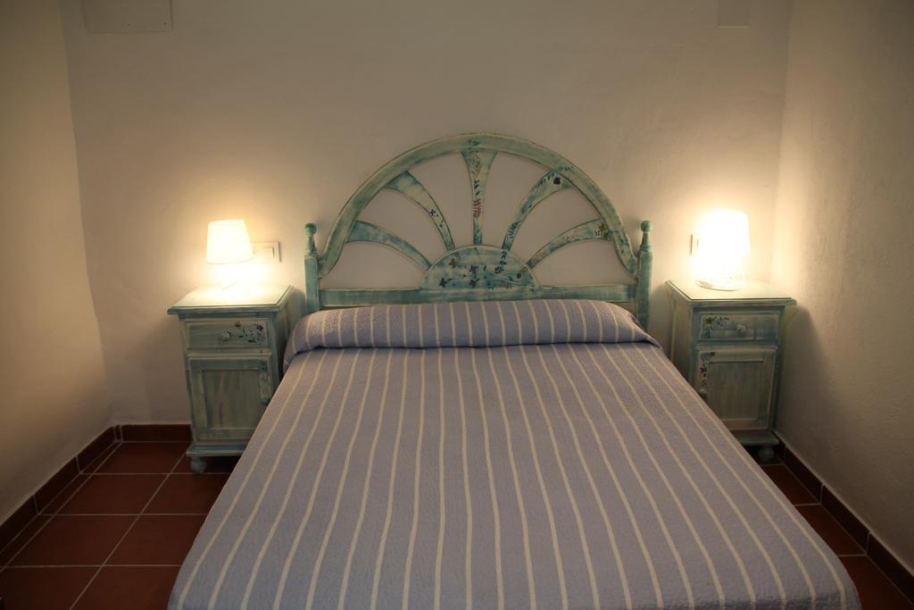 La Fuente De El Nacimiento Guest House Benamahoma Exterior photo
