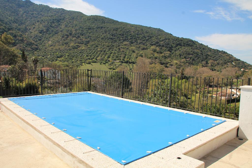 La Fuente De El Nacimiento Guest House Benamahoma Exterior photo